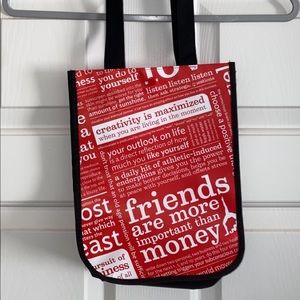 Lululemon shopping bags (3)